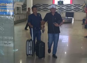 Jelang Pelantikan Pengurus, Ketum PWRI Dr. Suriyanto PD. SH, MH, M Kn Tiba di Bandara Radin Inten Lampung